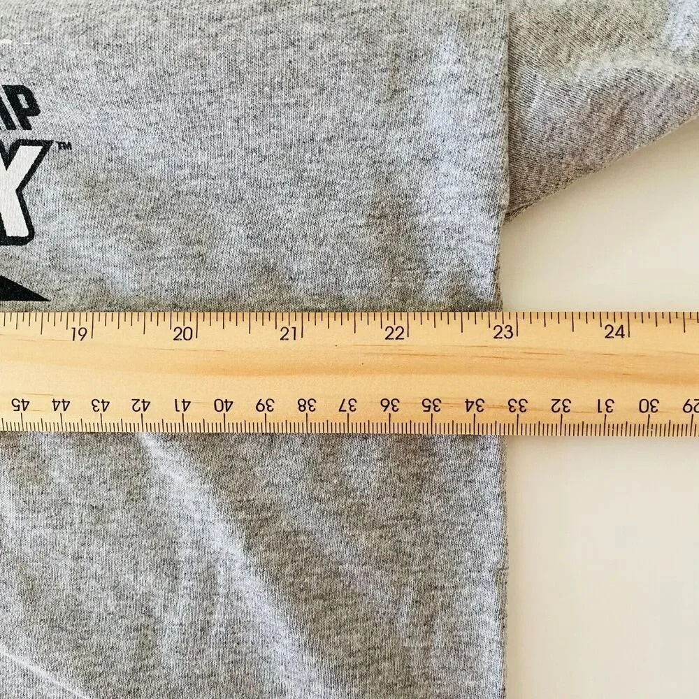 Champion NCAA 2024 Mens Basketball Tee Short Sleeve‎ Crew Neck Size XL Gray - Picture 5 of 8